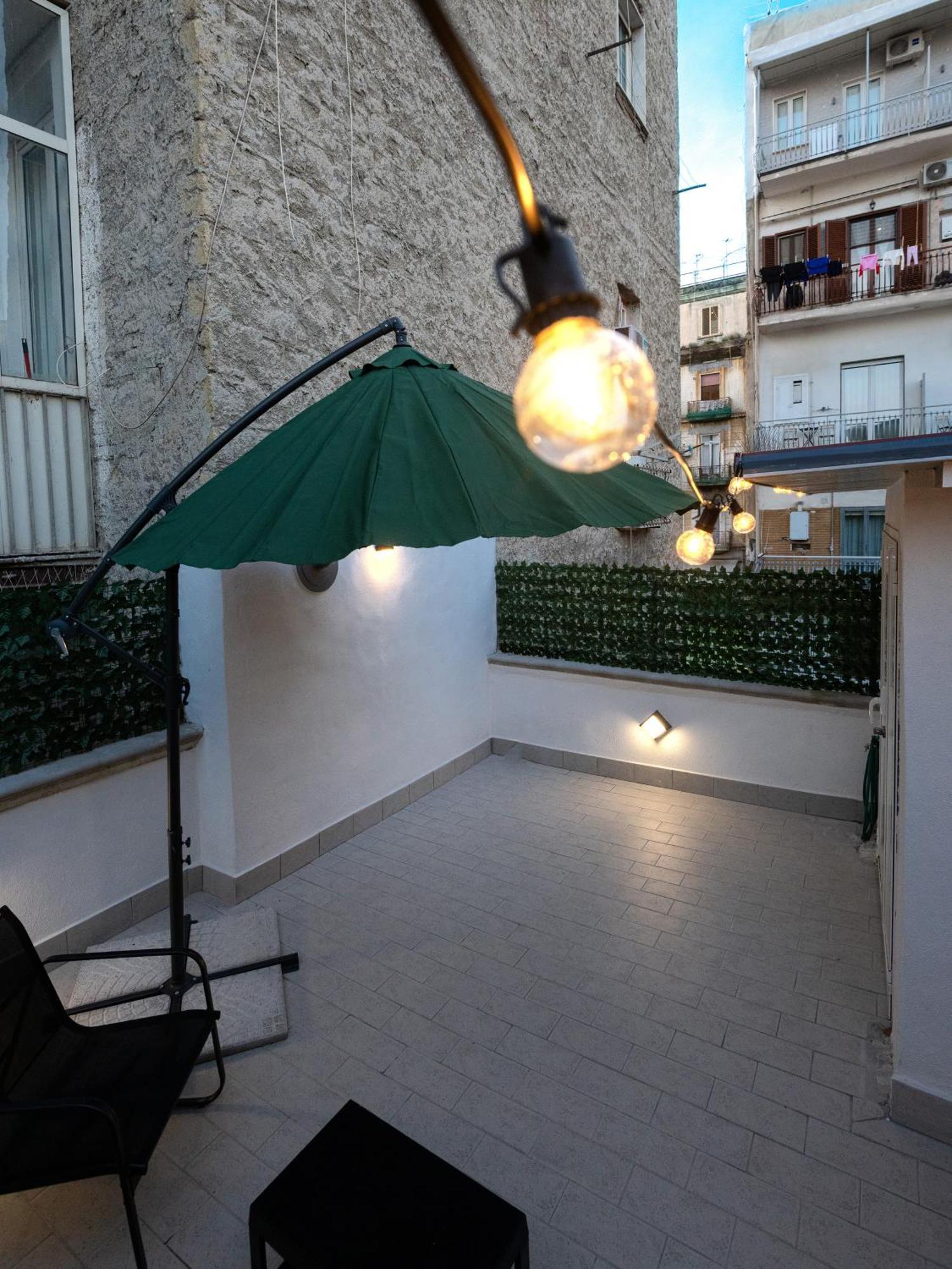 Terrazza Spaccanapoli Centro Storico Bagian luar foto